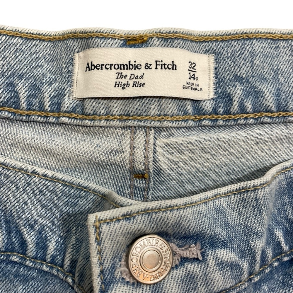Abercrombie & Fitch The Dad High Rise Jeans Light Wash Size 32 14R NWT - Picture 8 of 13